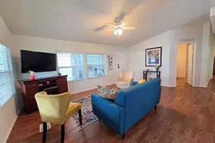 2233 E Behrend Dr, Phoenix, AZ 85024 - Photo 13