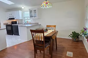 2233 E Behrend Dr, Phoenix, AZ 85024 - Photo 17