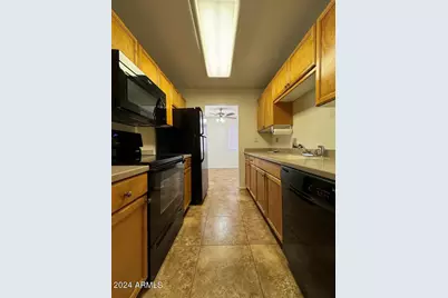 7550 N 12th Street #121, Phoenix, AZ 85020 - Photo 5
