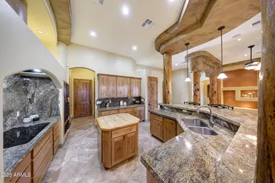 19911 W Clarendon Avenue, Buckeye, AZ 85396 - Photo 23