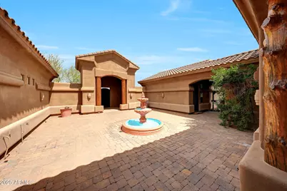 19911 W Clarendon Avenue, Buckeye, AZ 85396 - Photo 9