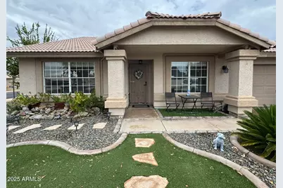 820 N Owl Drive, Gilbert, AZ 85234 - Photo 1