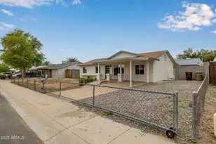 8734 W Sahuaro Dr, Peoria, AZ 85345 - Photo 3