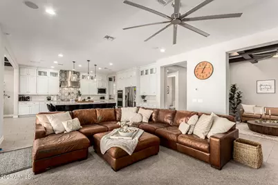 2570 E Thornton Court, Gilbert, AZ 85297 - Photo 5