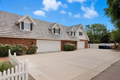 1001 E Caroline Lane, Tempe, AZ 85284 - Photo 5