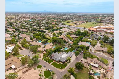 1001 E Caroline Lane, Tempe, AZ 85284 - Photo 117