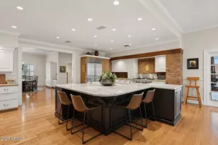 1001 E Caroline Ln, Tempe, AZ 85284 - Photo 11