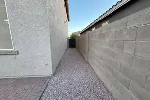 42564 W Palmyra Ln, Maricopa, AZ 85138 - Photo 33