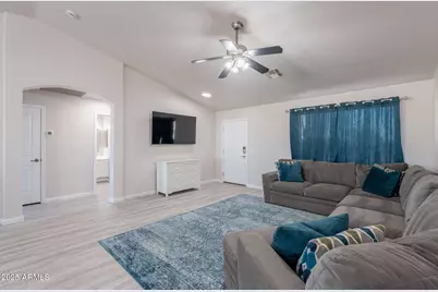 526 W Magma Road, San Tan Valley, AZ 85143 - Photo 3