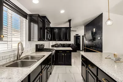 9431 E Coralbell Avenue #80, Mesa, AZ 85208 - Photo 5