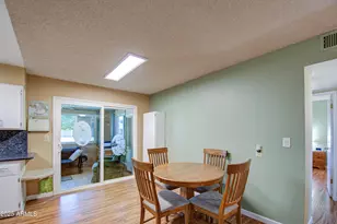 9909 W Newport Dr, Sun City, AZ 85351 - Photo 11