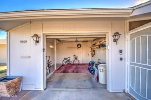 9909 W Newport Dr, Sun City, AZ 85351 - Photo 17