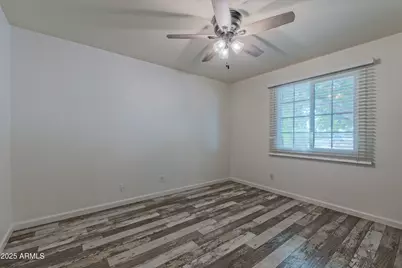 1942 W Kristal Way, Phoenix, AZ 85027 - Photo 15