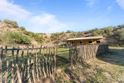 36455 S Rincon Road, Wickenburg, AZ 85390 - Photo 15