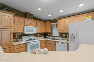 36455 S Rincon Rd, Wickenburg, AZ 85390 - Photo 39