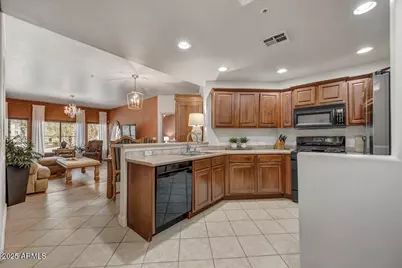 5450 E Deer Valley Drive #1020, Phoenix, AZ 85054 - Photo 3