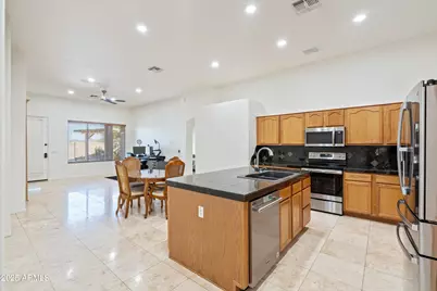 7664 W Donald Drive, Peoria, AZ 85383 - Photo 11