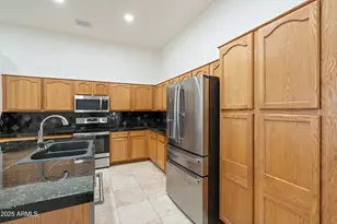 7664 W Donald Dr, Peoria, AZ 85383 - Photo 17