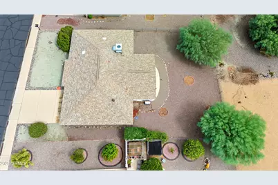 19845 N Welk Drive, Sun City, AZ 85373 - Photo 35