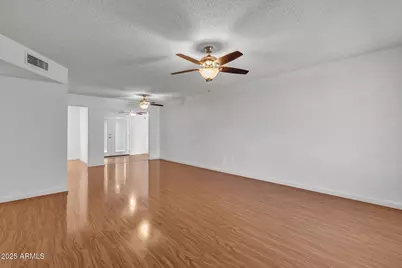 19845 N Welk Drive, Sun City, AZ 85373 - Photo 15