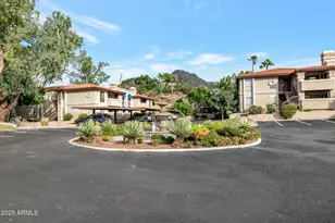 7557 N Dreamy Draw Dr, Phoenix, AZ 85020 - Photo 21