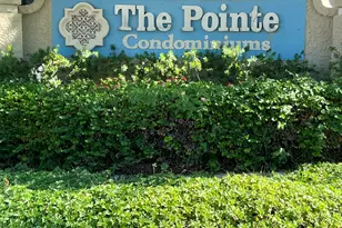 7557 N Dreamy Draw Dr, Phoenix, AZ 85020 - Photo 1