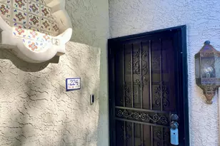 7557 N Dreamy Draw Dr, Phoenix, AZ 85020 - Photo 27