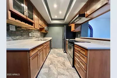 7557 N Dreamy Draw Drive #224, Phoenix, AZ 85020 - Photo 5