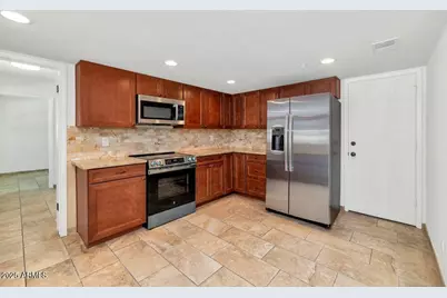 10624 N 25th Street, Phoenix, AZ 85028 - Photo 15