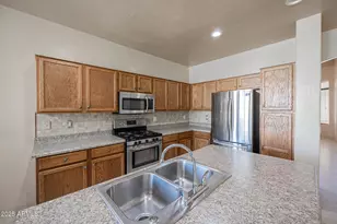 730 W Kent Pl, Chandler, AZ 85225 - Photo 9