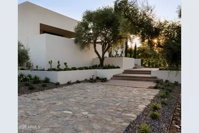 4510 E Maderos Del Cuenta Drive, Paradise Valley, AZ 85253 - Photo 3
