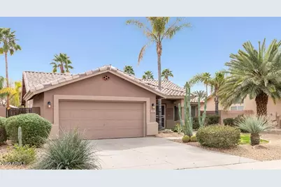 151 W Shamrock Street, Gilbert, AZ 85233 - Photo 1