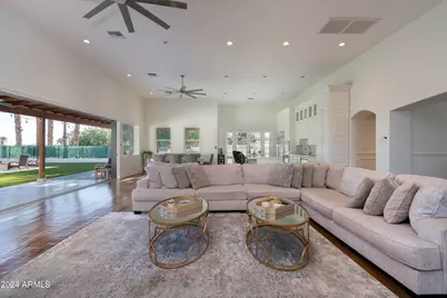 4333 E McDonald Drive, Phoenix, AZ 85018 - Photo 35