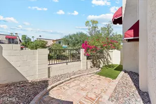 4936 E Siesta Dr, Phoenix, AZ 85044 - Photo 29