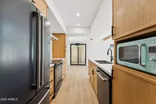 4936 E Siesta Dr, Phoenix, AZ 85044 - Photo 9