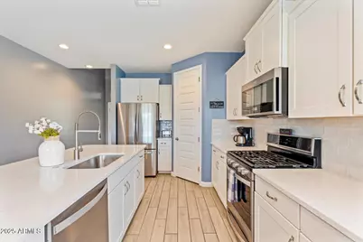 16539 W Winston Drive, Goodyear, AZ 85338 - Photo 5