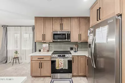 3628 W Banff Lane, Phoenix, AZ 85053 - Photo 11