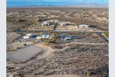 21675 W Date Creek Road, Wickenburg, AZ 85390 - Photo 35