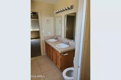 240 E Oak Street, Huachuca City, AZ 85616 - Photo 11