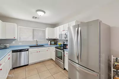 2258 E Gleneagle Drive, Chandler, AZ 85249 - Photo 11