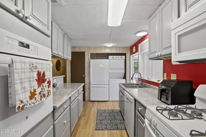 7425 E Abilene Avenue, Mesa, AZ 85208 - Photo 27