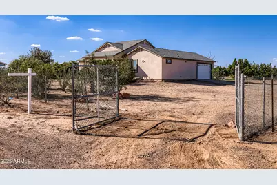 22136 W Gambit Trail, Wittmann, AZ 85361 - Photo 35