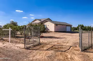 22136 W Gambit Trail, Wittmann, AZ 85361 - Photo 35