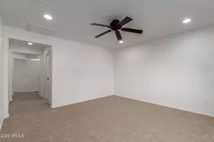 27321 N 51st Glen, Phoenix, AZ 85083 - Photo 25