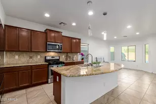 27321 N 51st Glen, Phoenix, AZ 85083 - Photo 15