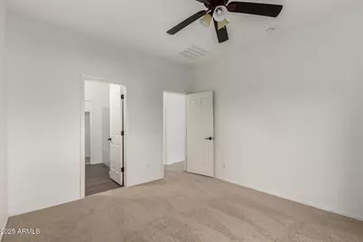 27321 N 51st Glen, Phoenix, AZ 85083 - Photo 31