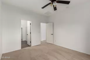 27321 N 51st Glen, Phoenix, AZ 85083 - Photo 31