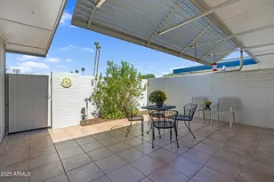 13058 N 100th Ave, Sun City, AZ 85351 - Photo 1