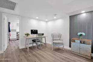 1704 E Solano Dr, Phoenix, AZ 85016 - Photo 21