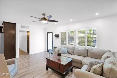 1704 E Solano Drive, Phoenix, AZ 85016 - Photo 7